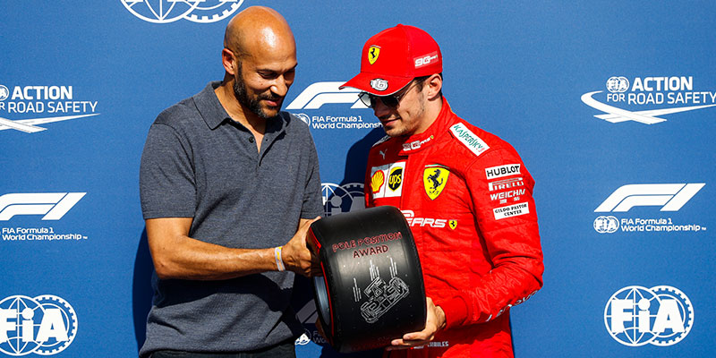 Leclerc logró su tercera posición de privilegio en la temporada en una sesión dominante para Ferrari