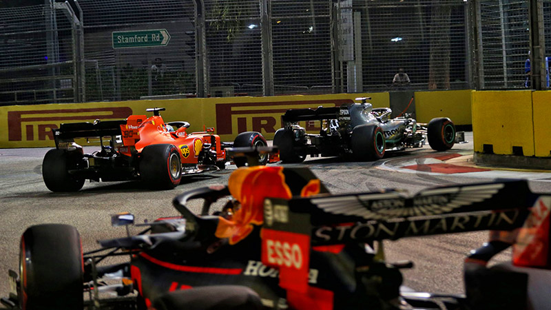Vettel logró de nueva cuenta una victoria, Leclerc molesto con su equipo termina segundo