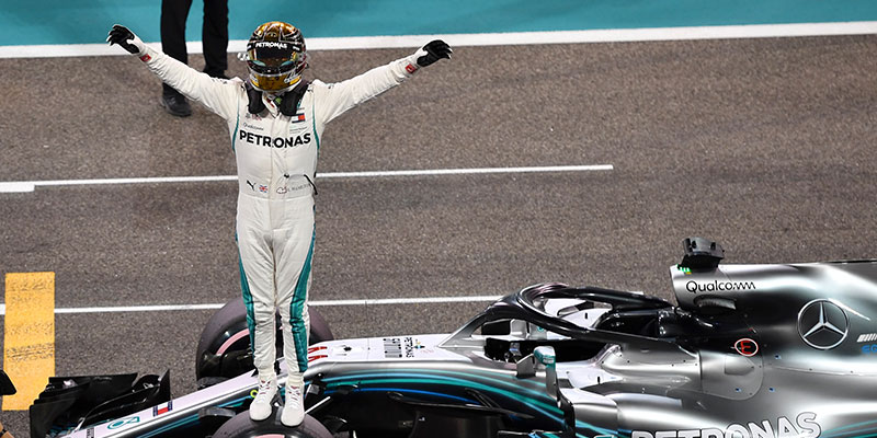 Sensational Hamilton beats Bottas to final pole of the year in Abu Dhabi